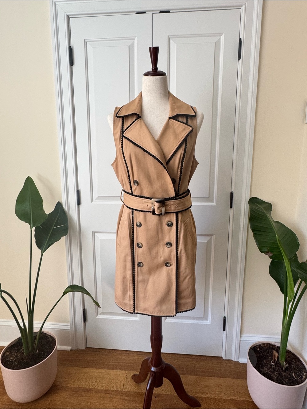 L'AGENCE Sleeveless Tan Trench Dress with Black Trim
